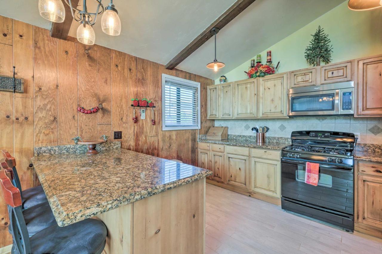 Flagstaff Townhome - Walk To Country Club And Pools! Esterno foto