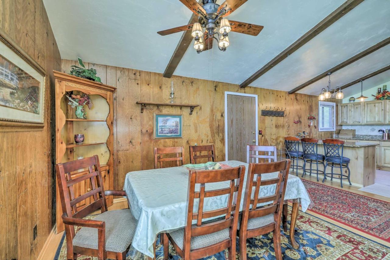 Flagstaff Townhome - Walk To Country Club And Pools! Esterno foto